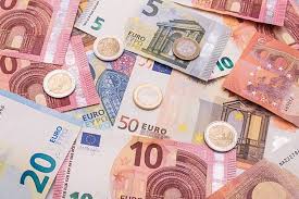 Курс евро к манату - 1,9891 AZN/EUR