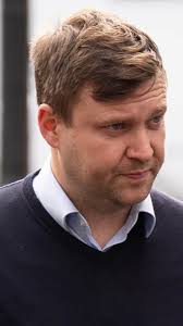 Our man Nathan Whelan took one for the team and let Stephen 'Wonderboy'  Thompson give him a few kicks down at the KKC Gym -- Wonderboy is at FIGHT  CON today in