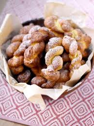 Beignets Torsades Coreens Kkwabaegi Recette Recette Beignet Recette Recettes De Cuisine