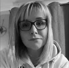 I saw a beautiful pure white bird this afternoon. It looked like a Heron. I  don't know much about birds but think it could have been a Stork. It was