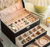 1 Large-Capacity Luxury Three-Layer Jewelry Box, PU Leather Multi-Functional Jewelry Box Watch Box with Lock *e Box Ring Earrings Necklace *