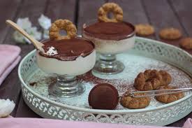 Sul sito potete trovare una grande i dolci al cucchiaio, come si capisce dal loro nome, sono dolci che vanno mangiati.a cucchiaiate! Crema Di Ricotta Al Bicchiere Cibo Che Passione