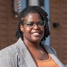 Camille Hart's Instagram, Twitter & Facebook