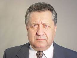 Bardzo przyjazny wobec studentów, punkty zdobywa się przez przychodzenie do tablicy i rozwiązywanie prac domowych (można robić pod koniec semestru zaległe). Andrzej Kozlowski Kiepscy Org Pl Swiat Wedlug Kiepskich