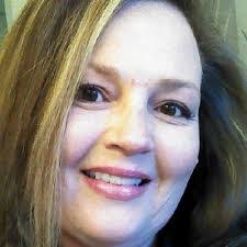 Jennifer Lytle's Instagram, Twitter & Facebook