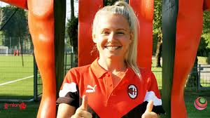 Milan, the professional football club in milan. Milan Femminile Le Rossonere Annunciano Una Nuova Giocatrice Calcio Femminile Italiano