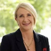 Sharnelle James — Reviews & Property Sales