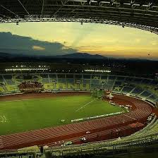 The biggest stadium in the east coast region of peninsular malaysia, it was built to replace sultan ismail nasiruddin shah stadium as the state's main stadium. Stadium Sultan Mizan Zainal Abidin Estadio En Kuala Terengganu