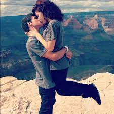 Love Romantic Couple Hug And Kiss Sayings Wallpapers 960 960 Kissing Image Wallpapers 54 Wallpapers A Romantic Couples Couples In Love Romantic Couple Hug