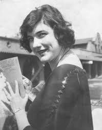 Doris Dibble's Instagram, Twitter & Facebook