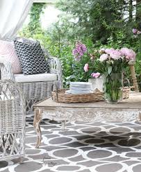 Entertaining A Fresh Inviting Look On The Patio French Country Cottage French Country Decorating Vintage Patio Furniture French Country Rug