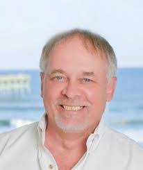 Robin Eddington's Instagram, Twitter & Facebook