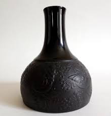 Op Art Bjorn Wiinblad Matte Noire Porcelain Vase Rosenthal Germany With Bjorn Wiinblad S Signature And Studio Linie Gold Le Vase Black Vase Porcelain Vase