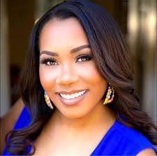 Clarissa Johnson's Instagram, Twitter & Facebook