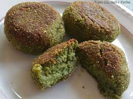 Condite le polpette con un filo d'olio (9) e infornatele a circa 180° per 30 minuti fino a doratura. Polpette Ricotta E Spinaci Acqua Zucchero E Farina