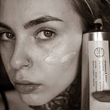 We have invited Lana Graves; photographer, skincare and makeup creative to  contribute to our Journal library. In her journal Lana explains her  personal journey, from dreaming as a child about becoming a