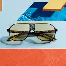 Zudem finden sie die schönen brillen in vielen aktuellen farben, vom klassischen schwarz und braun bis zum neuesten schrei in der bei der auswahl ihrer dolce & gabbana brille gilt: Etnia Barcelona Die Neue Kollektion Fruhling Sommer 2019 Spectr