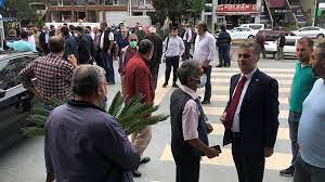 Yomra belediyesi'nin i̇yi̇ parti'li başkanı mustafa bıyık, sosyal medya hesabından yaptığı paylaşımla mesut özil transferinden dolayı fenerbahçe'yi ve başkan ali koç'u hedef aldı. Pnibbaatswhr0m