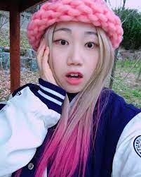 사내뷰공업 | 얘둘앙 쎄으니 프사 골라죠! 몇 번이 젤 나아?!? 1번 5번 중에 고민된다 흑 ㅠ 프사도 혼자 못 고르는 나레기  나란뇬...⭐️ #대딩 #대딩스타그램 #대학생 #시험기간 #열공 #빡공 #20살 #히믈내요 #히믈내요슈퍼파월 |