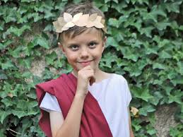 Bohemian macrame wall hanging diy easy costumes for boys. Easy No Sew Toga Halloween Costume How To Make A Last Minute Toga Hgtv