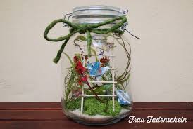 Geldgeschenke zur hochzeit zu basteln und originell verpacken ist eine viel schönere idee, als einen einfachen weißen umschlag dem brautpaar zu überreichen. Originelles Geldgeschenk Froschglas Frau Fadenschein