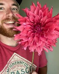 Austin Graf (@buzzedblooms) · Instagram photos and videos