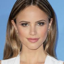 Donovan Dore's Instagram, Twitter & Facebook