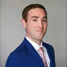 I am happy to announce that I will be joining Jackson Kelly PLLC this  summer as a 1L summer associate in Evansville, Indiana.