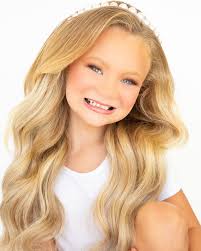 Amanda Kirk Photography added a...