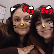 Uma "eterna apaixonada" passando no seu feed pra te desejar um lindo dia!  🌞 . #carlinha #carlafioroni #dialindo #sejaluz #sejagrato #sejavoce  #sejaforteecorajoso #sejaleve #sejasuamelhorversao ☀️