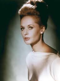 MARNIE, 1964 directed by ALFRED HITCHCOCK Tippi Hedren (photo)