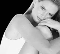 I could love a duck!” the American poet Theodore Roethke wrote hyper-  bolically, manically, in one of an aston- ishing seri