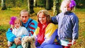 On putin and assad, america finally sees the kinder, gentler trump. Wladimir Putin Wo Ist Eigentlich Seine First Lady Stern De