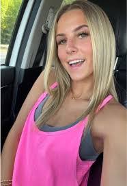 Hannah Kingry's Instagram, Twitter & Facebook