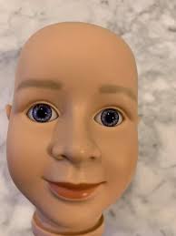 Just finished another redheaded doll. This one has green painted eyes.