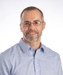 Robert Eoff's Instagram, Twitter & Facebook