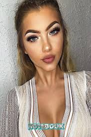 Notebook : Sophia Mitchell Lined Notebook Composition Large 6 x 9" 105  Pages Thankgiving Notebook , Home or Work #491: Books- Amazon.ae