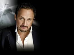 Nu vot i vsyo, nu vot i vsyo, nu vot i vsyo, i ot venchaniya do trizny hotel s toboyu ryadom byt, no, vidno, eto ne sudba. Stas Mihaylov S Most Disliked Songs Popnable