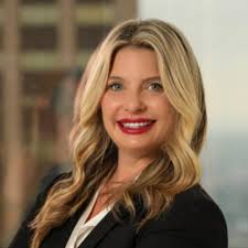 Amanda Traxler's Instagram, Twitter & Facebook