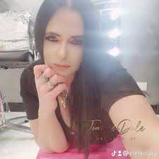 Hi i'm fairly new and have purchased a Cricut maker