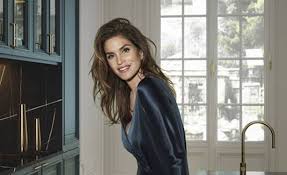 She's been on hundreds of magazine covers throughout her career in the '80s and '90s. Silestone By Cosentino Announces Celebrity Partnership With Cindy Crawford 2019 09 23 Stone World