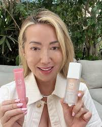 Những thương hiệu mỹ phẩm sụp đổ vì KOL, KOC tai tiếng