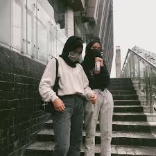 Download now gudang gambar kartun persahabatan dua orang phontekno. 45 Ide Foto Bareng Sahabat Di 2021 Sahabat Foto Teman Potret Diri