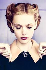 30 Iconic Retro And Vintage Hairstyles Retro Hairstyles Hair Styles Vintage Hairstyles