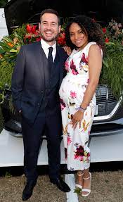 He previously played ewan brodie in monarch of the glen. Line Of Duty Star Martin Compston S Wife Confirms Pregnancy As She Reveals Baby Bump At Henley Festival