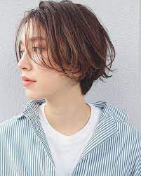 運命の美容師と出会う ヘアカタログlalaは 厳選した美容師だけを掲載したヘアカタログメディアです 技術 センス サービスにこだわるプロフェッショナルが 毎日のサロンワークでお客様に提案するリアルなヘアスタイルを掲載しています hair styles short hair