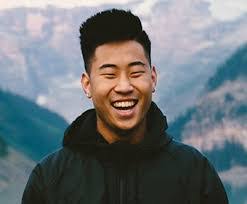 Bailey Vidler's Instagram, Twitter & Facebook