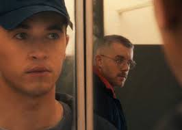 Eileen Review: Anne Hathaway Is Alluring In Oldroyd's Underbaked Drama  [Sundance]