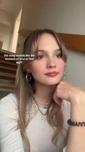 Kate Bush Rentaghost