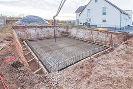 Er schlägt ihnen den haustyp vor, berät mit ihnen die ersten schritte der ausstattung und macht mit ihnen zusammen einen ersten virtuellen gang durch ihre zukünftige immobilie. Das Wichtigste Zum Thema Ein Haus Bauen